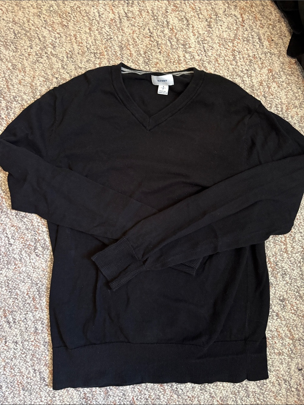 Old Navy Black V-Neck Women's Sweater